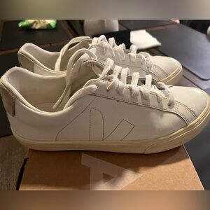 Veja Esplar Cream Sneakers with Logo size 7/38